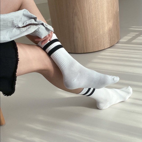 2-Stripe Crew Socks - White with Black Stripes - Picture 9 of 12